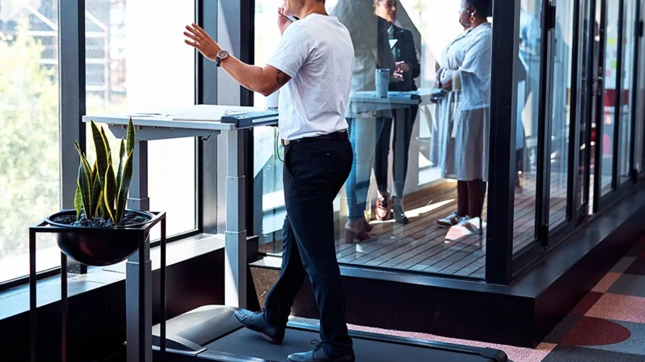 Can Walking While Working On A Treadmill Under Desk Boost Creativity And Brain Function?